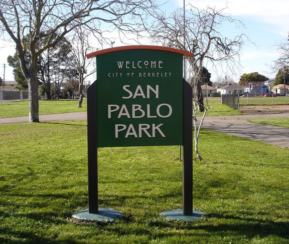 photo of San Pablo sign