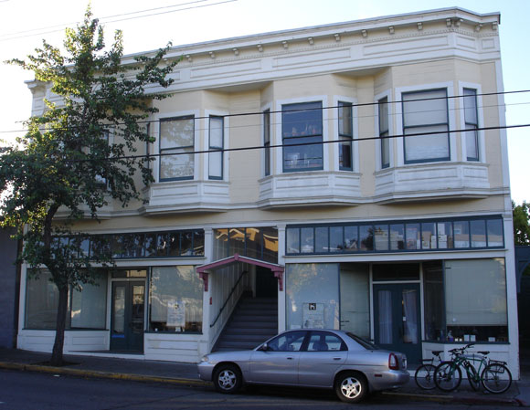 Berkeley Historical Plaque Project – Davis-Byrne Building