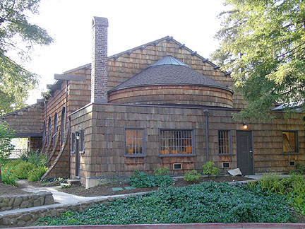 Apse, First Unitarian Church, photo (2004) Daniella Thompson